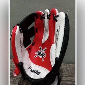Franklin Red & White Youth Baseball Glove - Left Hand